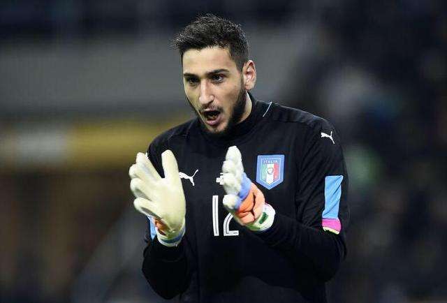 AC米兰左后卫门将大清洗，最贵5000万，但他免费都不一定能送走