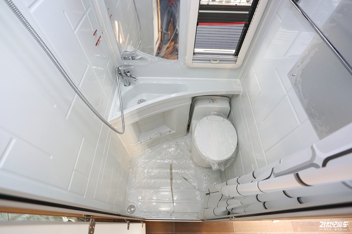 上汽跃进h300轻卡房车详解,上汽跃进h300和h500的区别