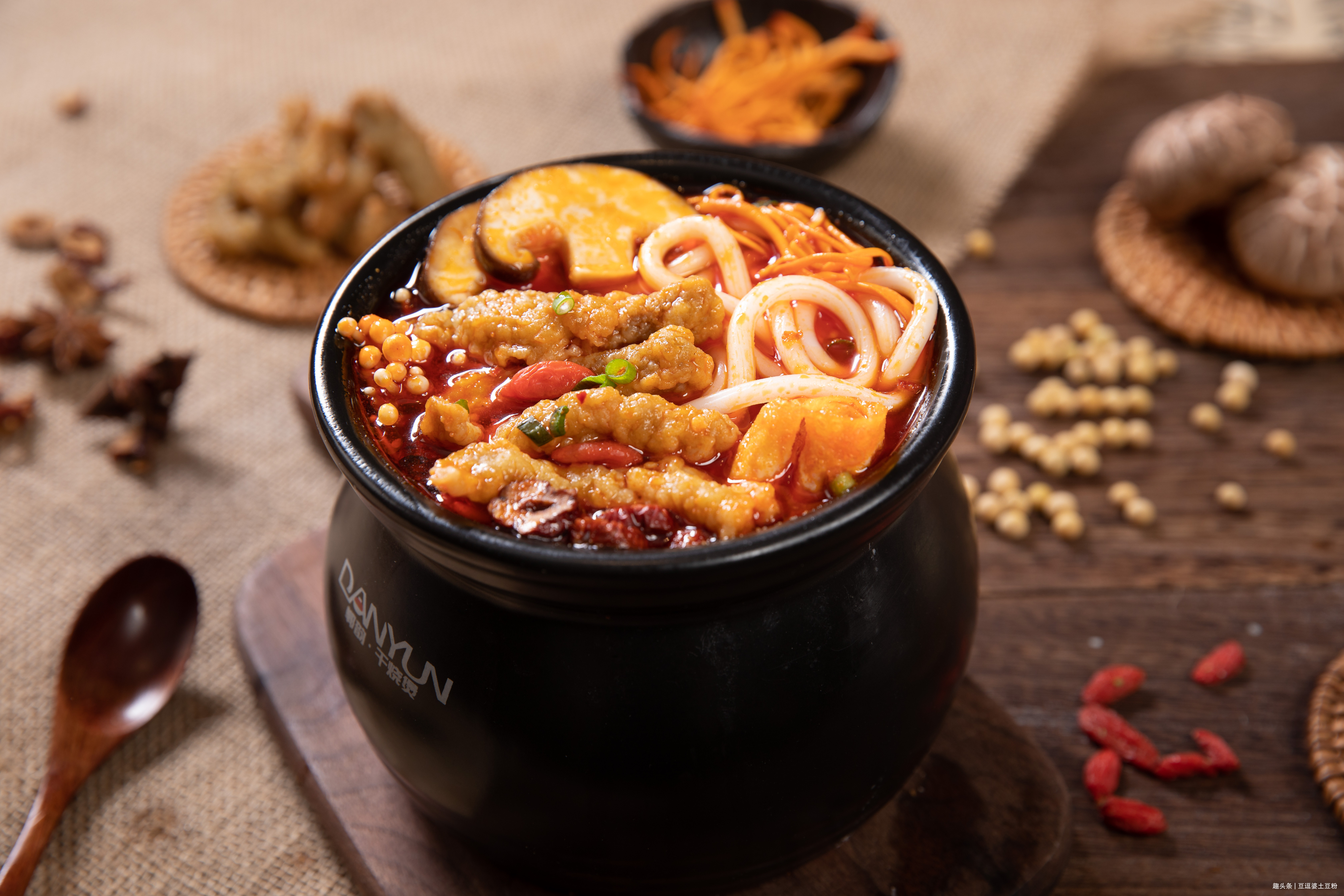 餐饮加盟做什么生意赚钱,做加盟餐饮生意怎么样