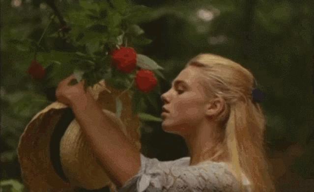 心理学家：有这3个特点的人，性格软弱、自卑人际关系差