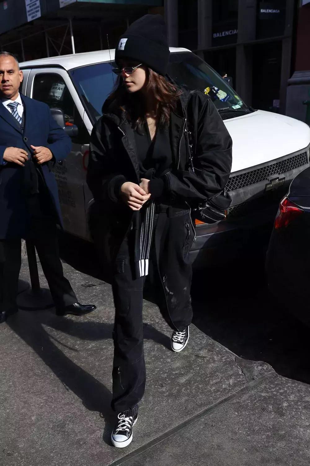 有没有为买一样东西排过队？机会来了，可以去排匡威的队了～