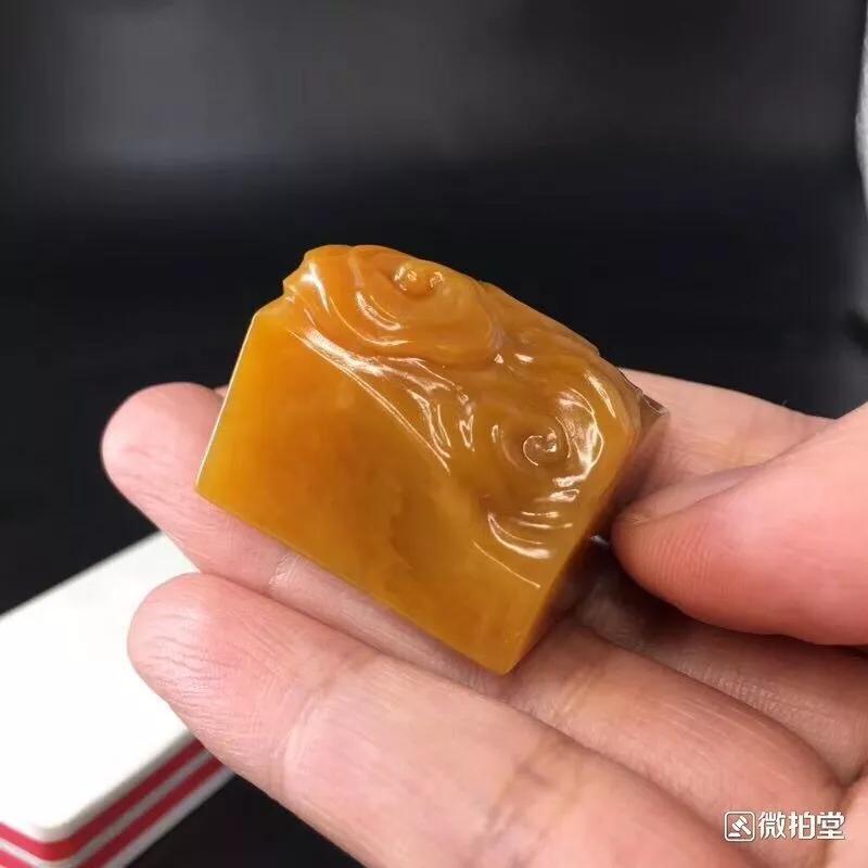 寿山田黄原石真品,怎么鉴别寿山田黄的品质