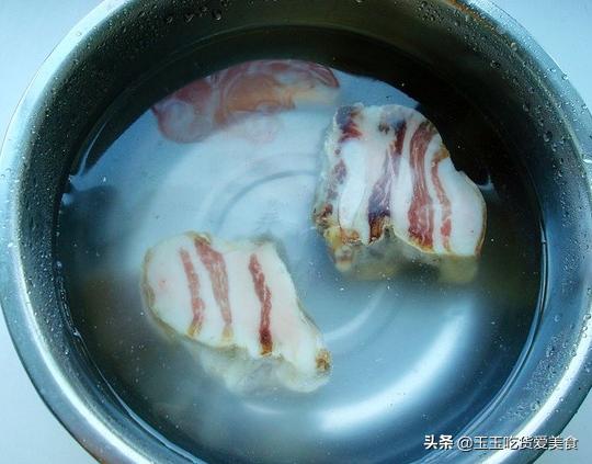 腊肉腌制咸了有什么办法吗,腊肉腌太咸怎么处理