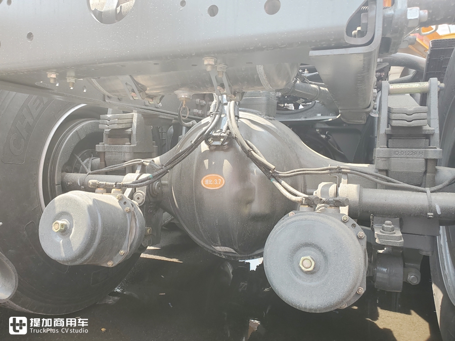 豪沃tx7最新版燃气车好吗,重汽豪沃tx7原车屏安装倒车影像