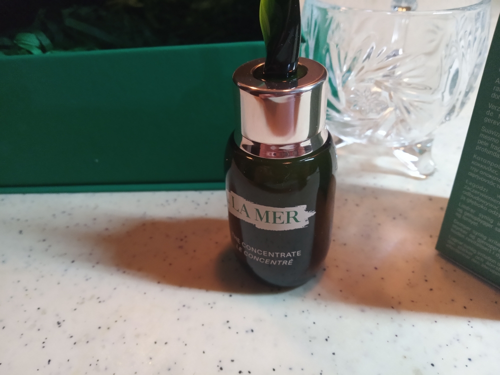 海蓝之谜精华露能迅速修复肌肤吗,海蓝之谜修护精华露好用吗