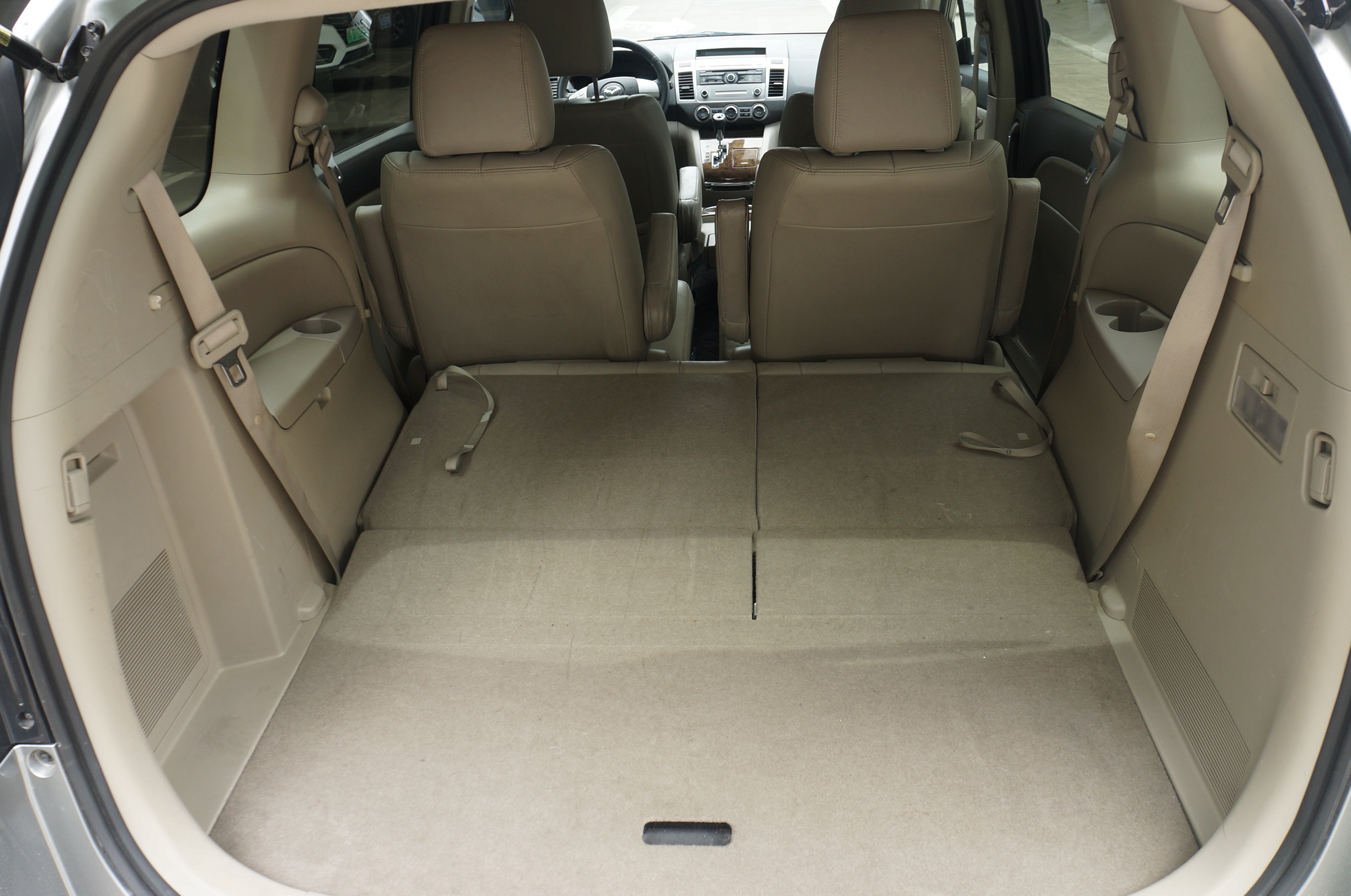 马自达8mpv二手,老款mpv马自达8