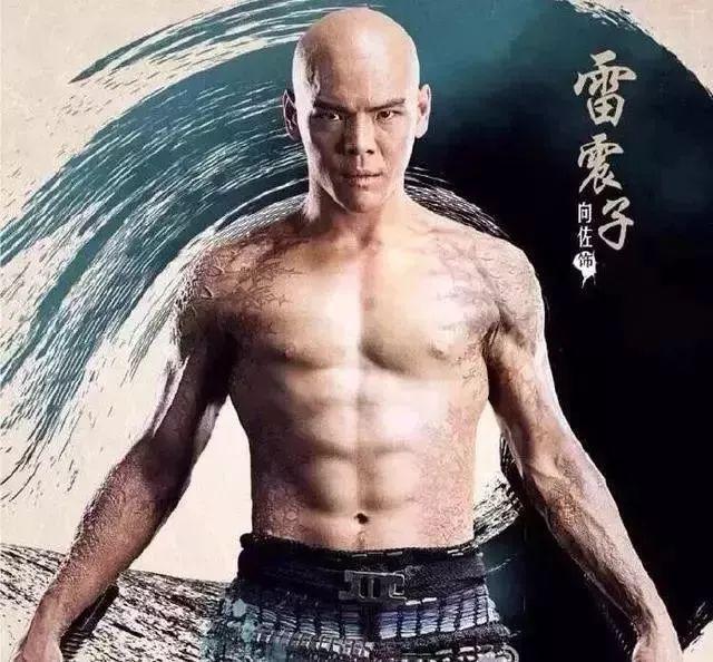 向佐一身肌肉怎么锻炼的,向佐健身练腰