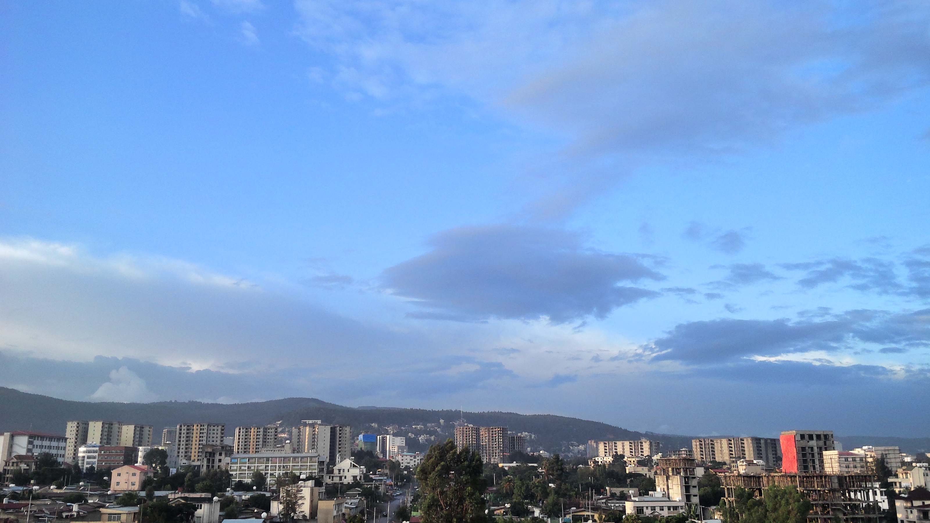 埃塞俄比亚首都亚的斯亚贝巴——一座出行不易的城市