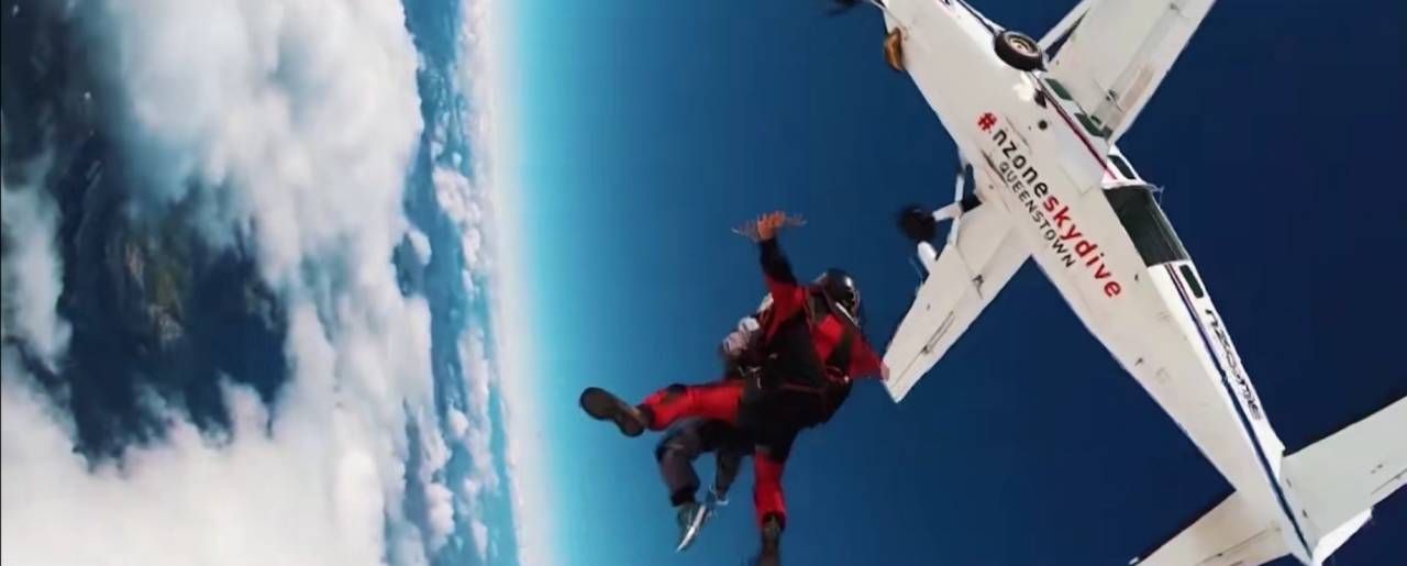 “后浪”听不到弱小的声音，“纸醉金迷”不代表这一代的青年