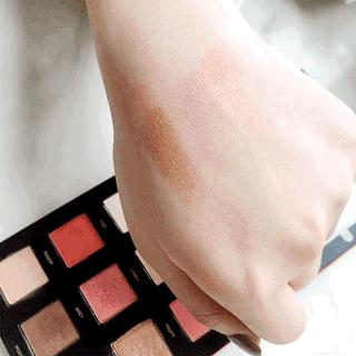 venusmarble九色眼影测评,橘朵的单色眼影新版和旧版对比