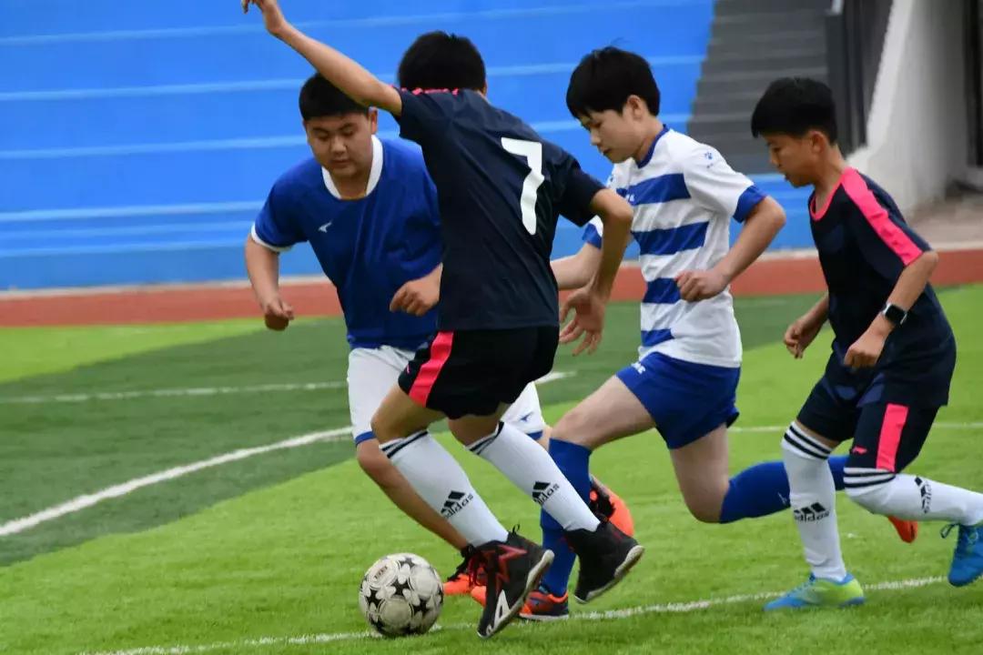 黄冈市第八届校园足球联赛决赛,黄州区思源足球比赛