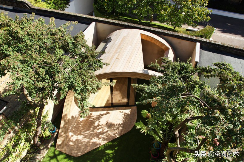 Shoffice办公空间：迷人的小刨花一枚