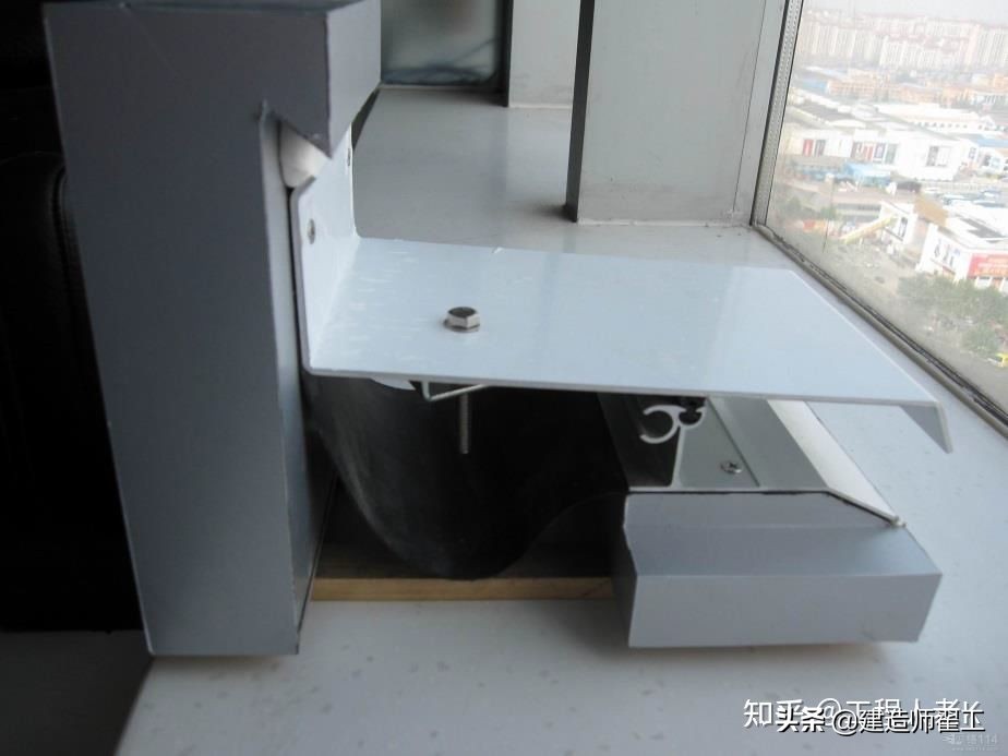 建筑屋面防水施工技术,屋面防水施工技术4000字