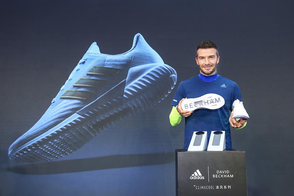 adidas清风跑鞋最新款,阿迪清风跑鞋讲解
