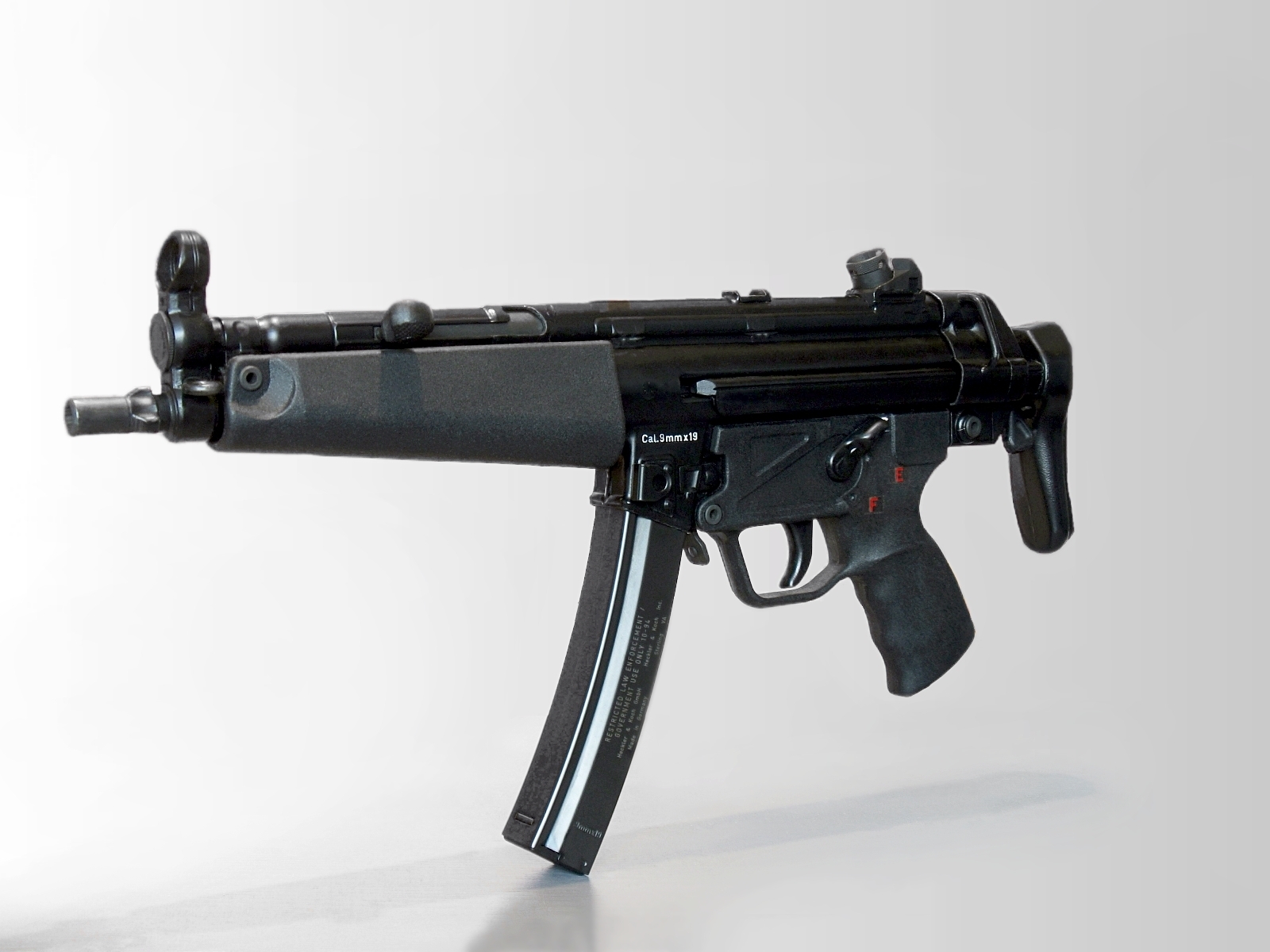 mp5冲锋枪各型号高清大图,mp5冲锋枪是现在最强的冲锋枪吗