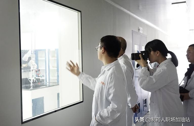 洁净间清洁,洁净间是密闭房间吗