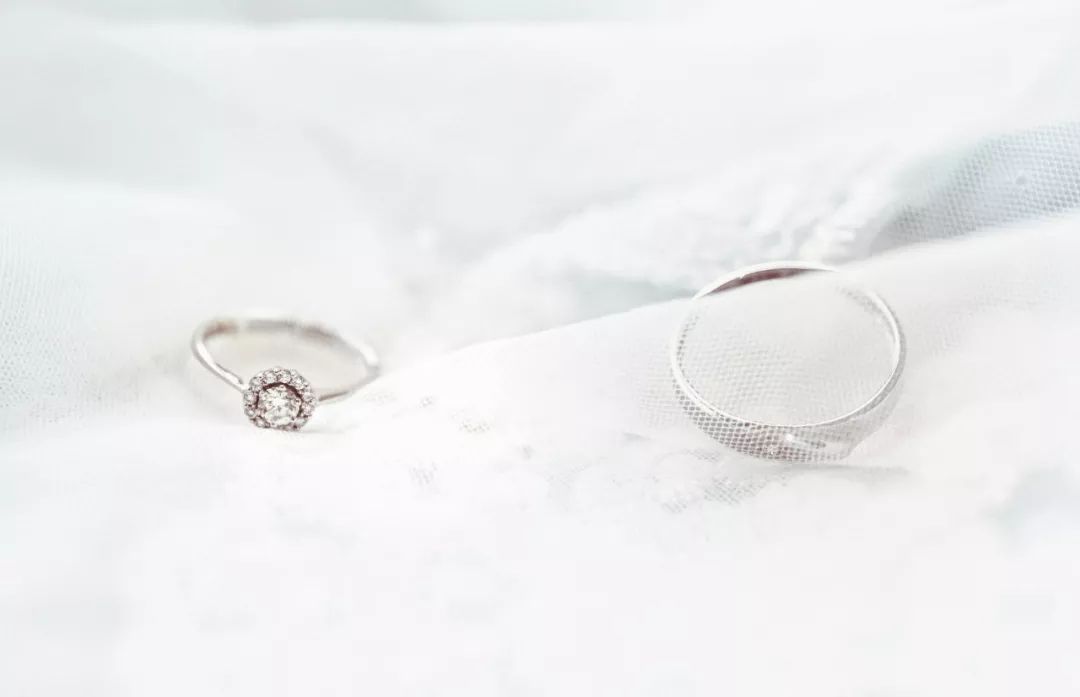 想买钻戒什么样子的钻是比较好的,怎么买钻戒不会被骗