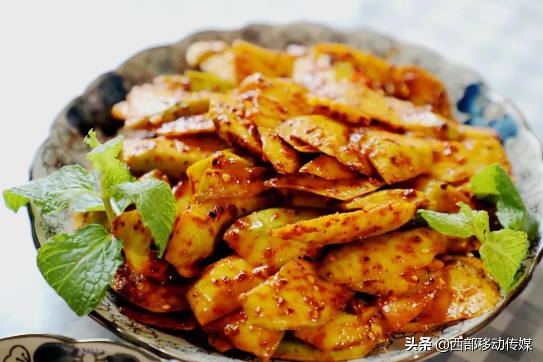 元江凉拌炸洋芋,云南拌水果怎么拌