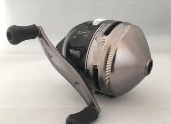 封闭式渔轮是啥样子的,封闭式傻瓜轮和纺车轮区别