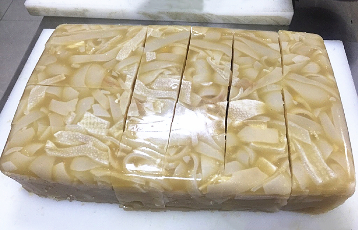 猪皮冻怎么做得很q弹,做猪皮冻的比例和时间