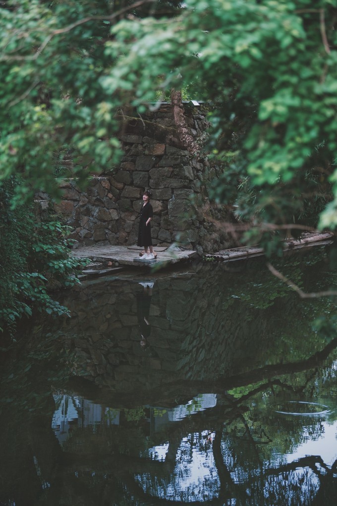 心中有桃花源何处都是山水间,心中若有桃花源何处是水云间