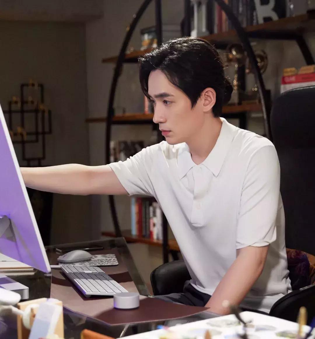 休闲t恤polo衫时髦减龄,新款polo衫清凉透气舒适经典百搭