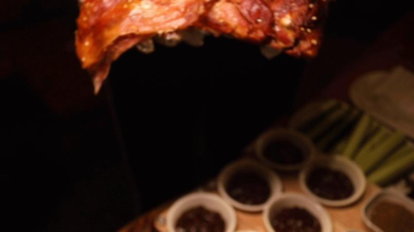 木屋烧烤夏季也有烤全羊吗,木屋烧烤的烤全羊