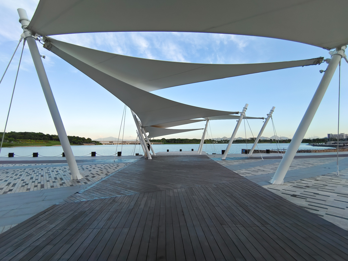 iqoo8燃色配色带壳,iqoo8燃变色