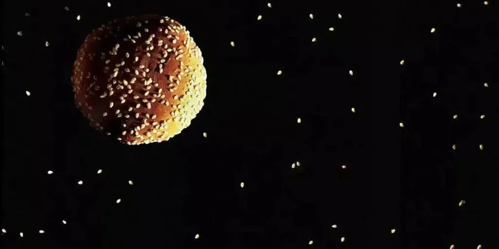 麦当劳海报寓意,麦当劳海报设计风格有哪些