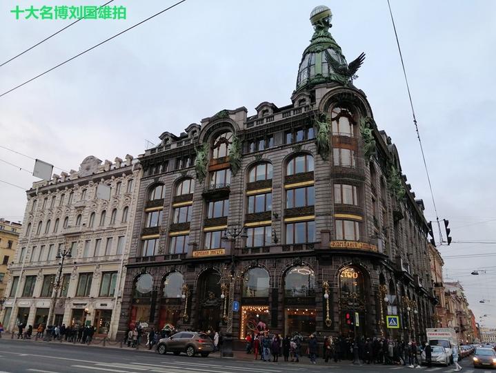 领略俄罗斯涅瓦河异域风情,俄罗斯圣彼得堡的涅瓦大街