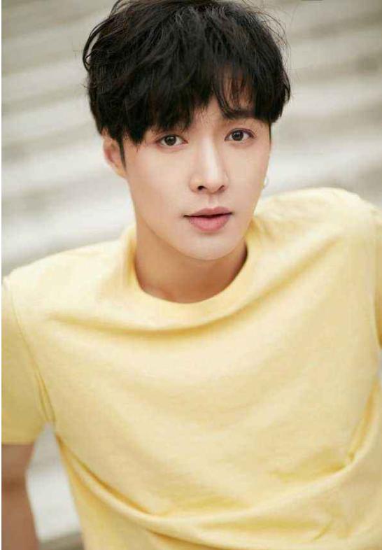 张艺兴努力才是唯一的捷径,张艺兴努力才会成功