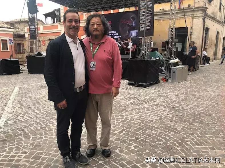 折叠的音符——陈军手风琴的多面性