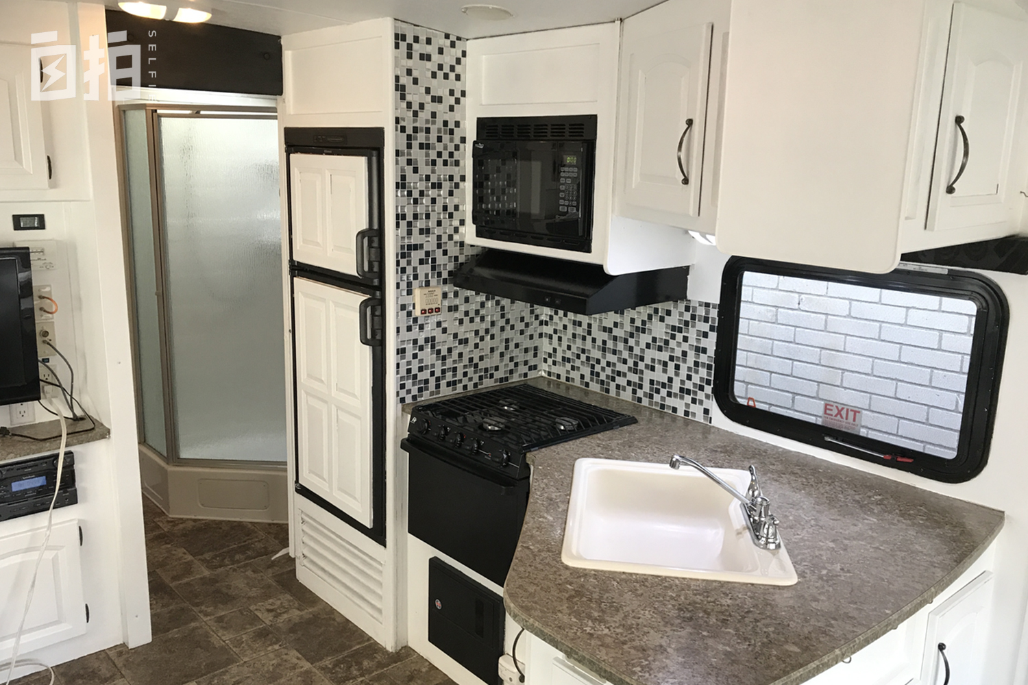 在加拿大放弃学位开挖掘机,在加拿大开挖掘机