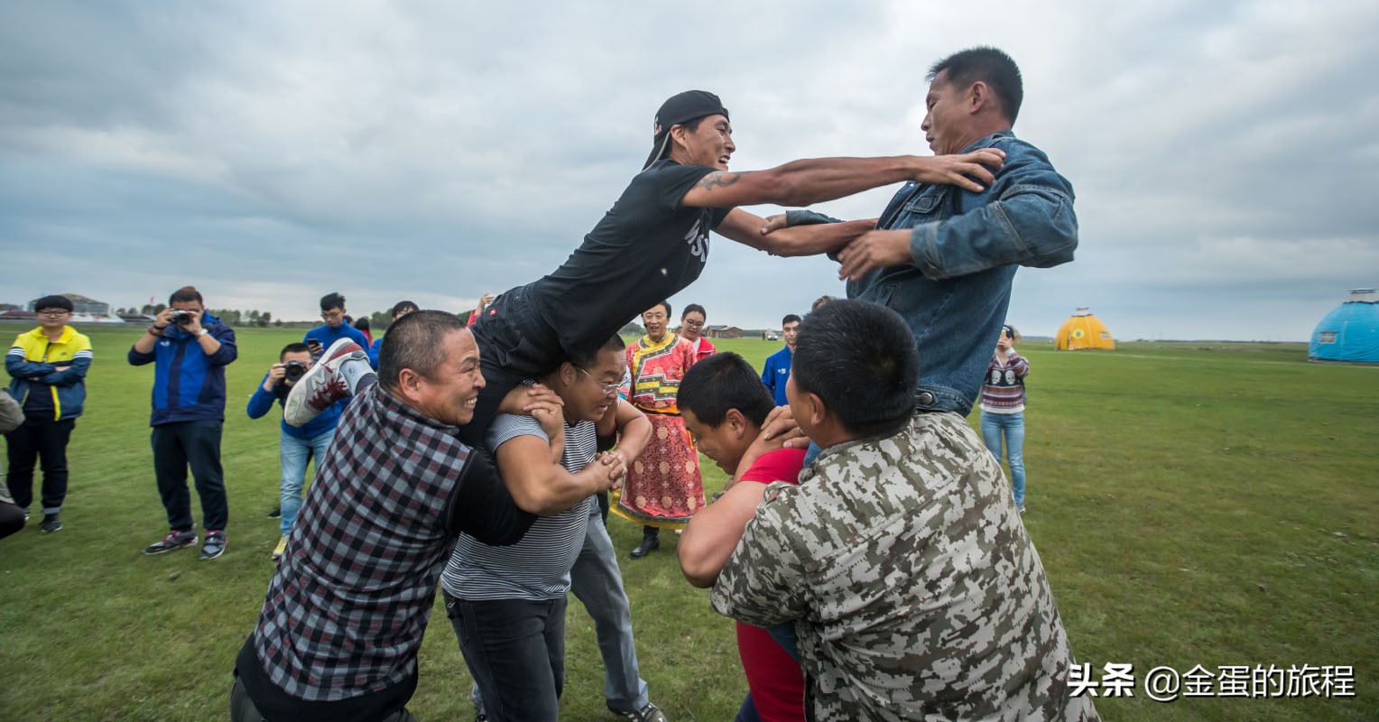 中国男足1-0乌干达,达斡尔族曲棍球与现代曲棍球