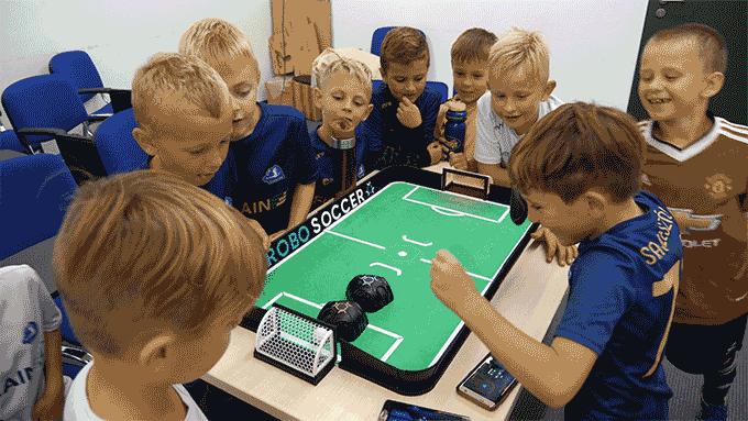 robocup机器人足球比赛,robogames机器人比赛怎么参加