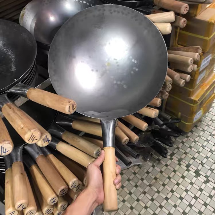 这几口网红锅千万别碰,网红锅最近火爆的