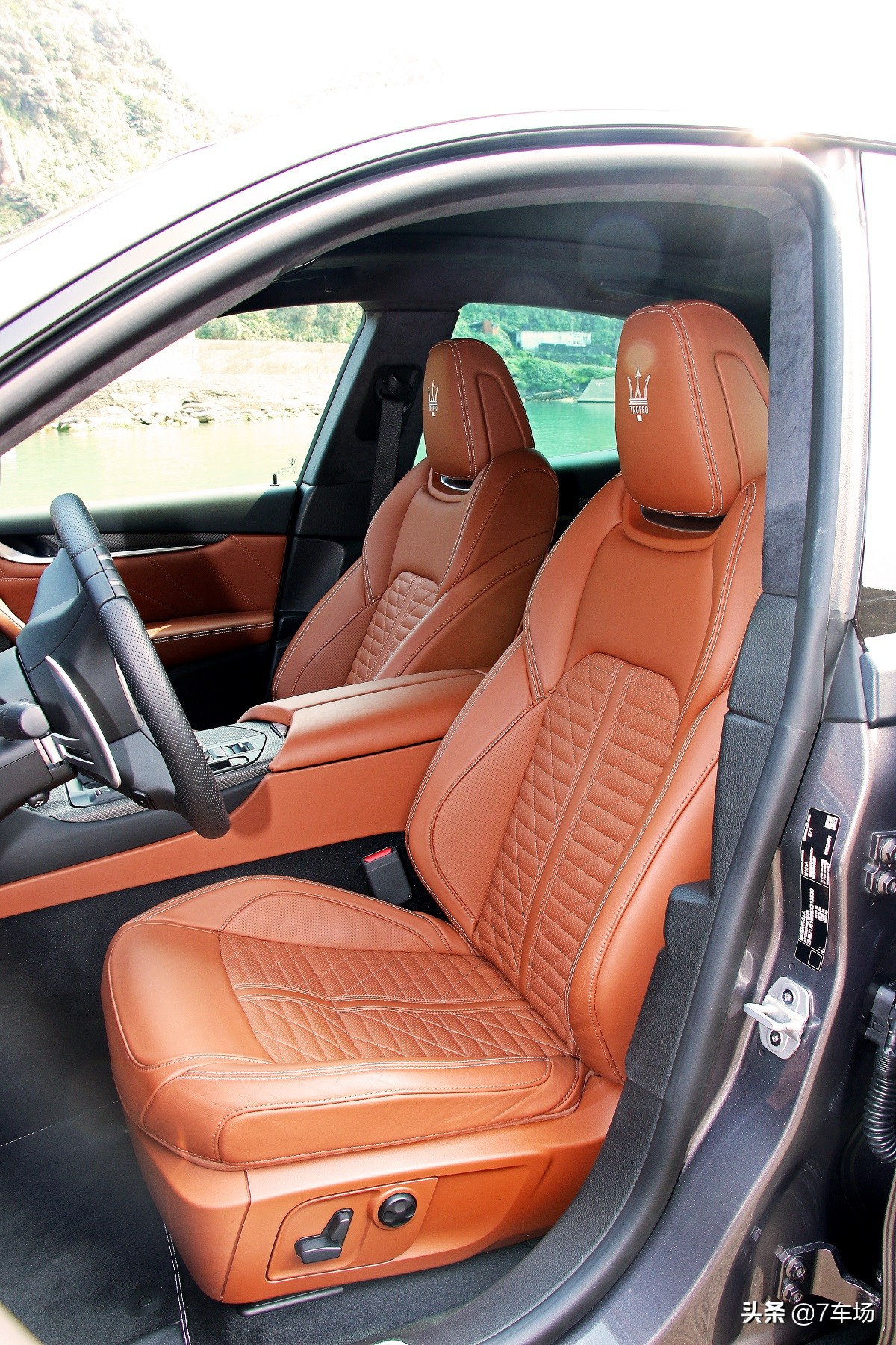 玛莎拉蒂莱万特gts深度评测,17款玛莎拉蒂莱万特s改新款