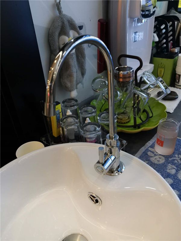 3000左右的净水机和管线机,3000以下台式净水机