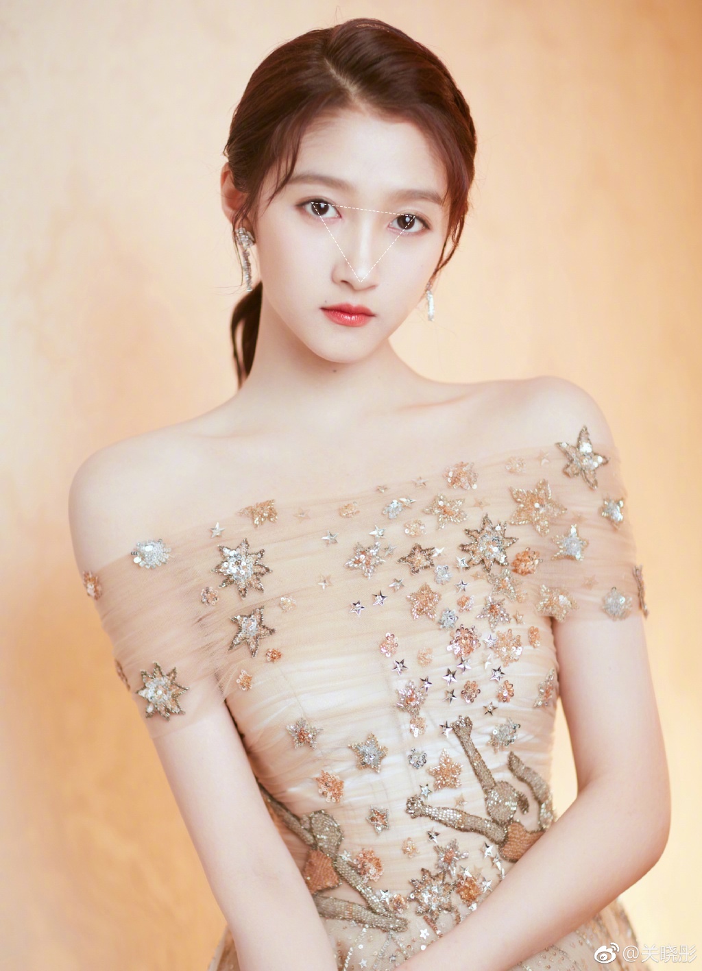 现在甜美挂不流行了，贝家二少罗密欧只喜欢长得不漂亮的小11？