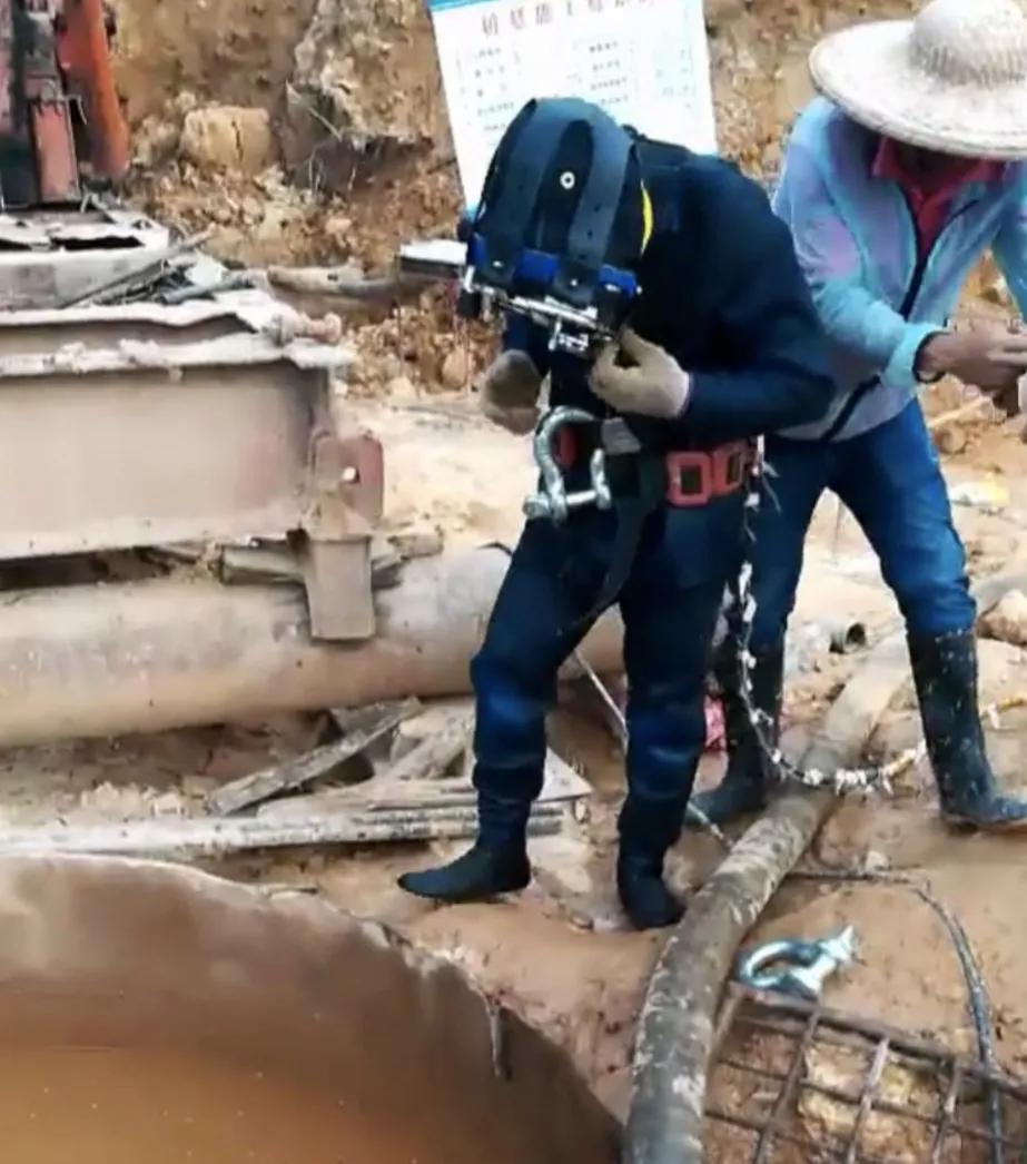 在工地当水鬼一个月能挣多少钱,工地水鬼月薪多少