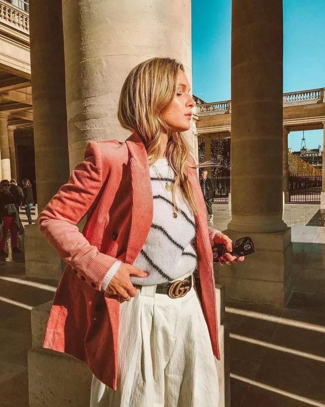 周雨彤宋妍霏谁的穿搭好,周雨彤冬季穿搭