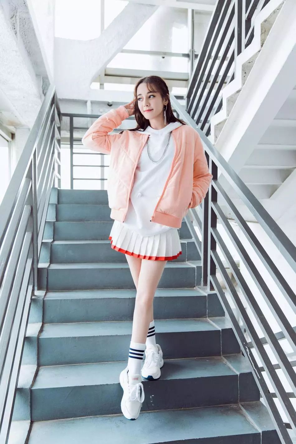 减龄学院风怎么穿才洋气？注意这三点，一不小心嫩回18岁