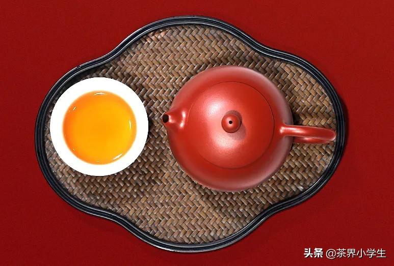 近半年，淘宝系平台茶具销售额约37亿，销售量约8966万