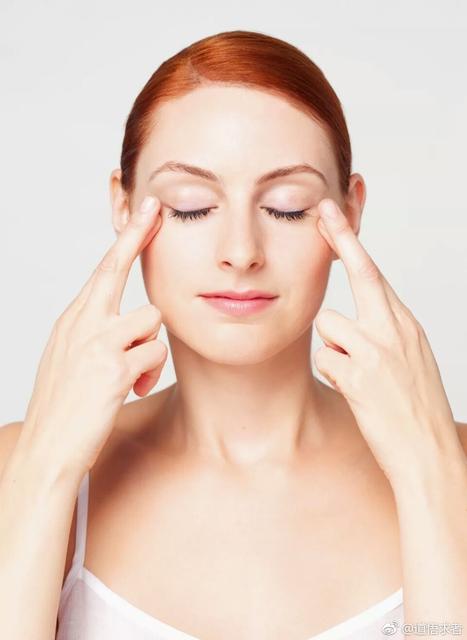 祛眼袋没有卧蚕了,没有卧蚕明星