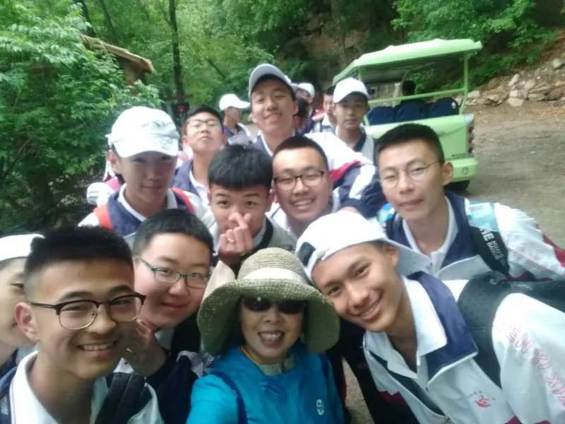 工会先锋|本溪县一中李辉:一颗丹心为教育满腔热忱育桃李