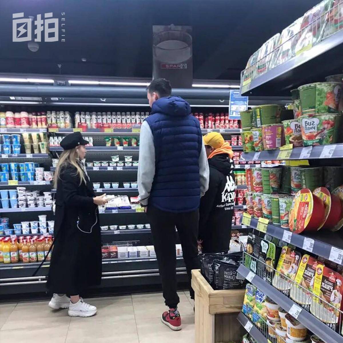 我在俄罗斯当倒爷：货瞬间卖光、被枪顶着脑袋、去*场赌**一晚上花掉2万美金