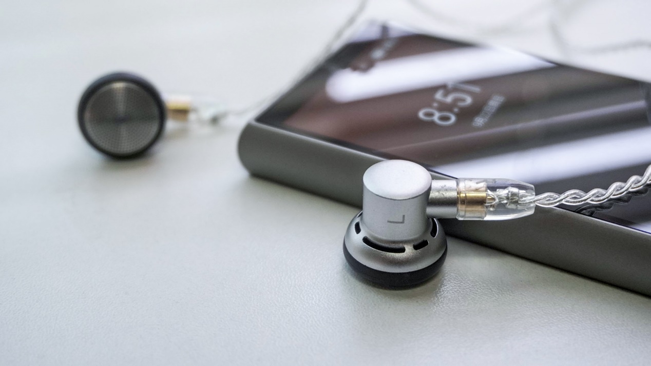 平头塞的通透好声，德*歌国**德MB500有线耳机开箱评测