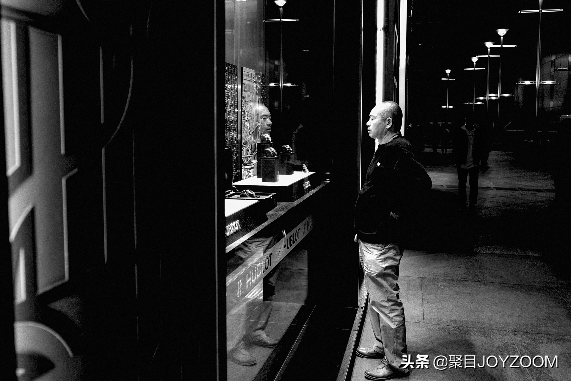 聚目体验丨最近有点儿红的街拍利器：理光GRIII入手体验