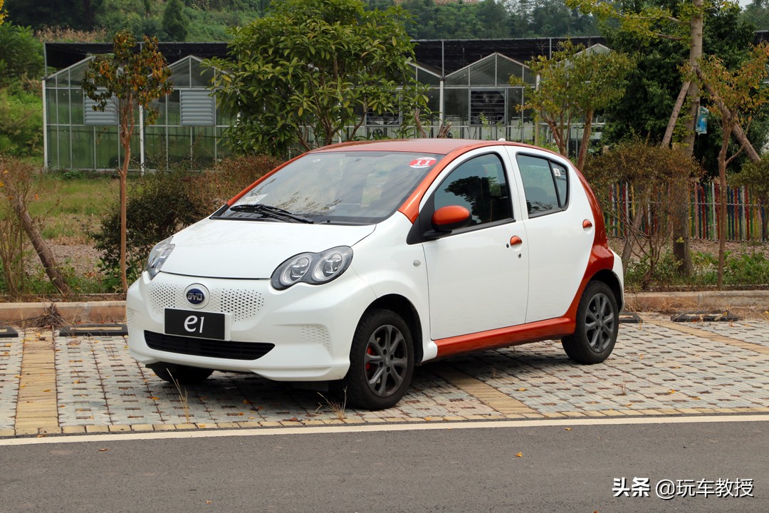 比亚迪f0自动挡新车落地价,5万左右的新车比亚迪f0