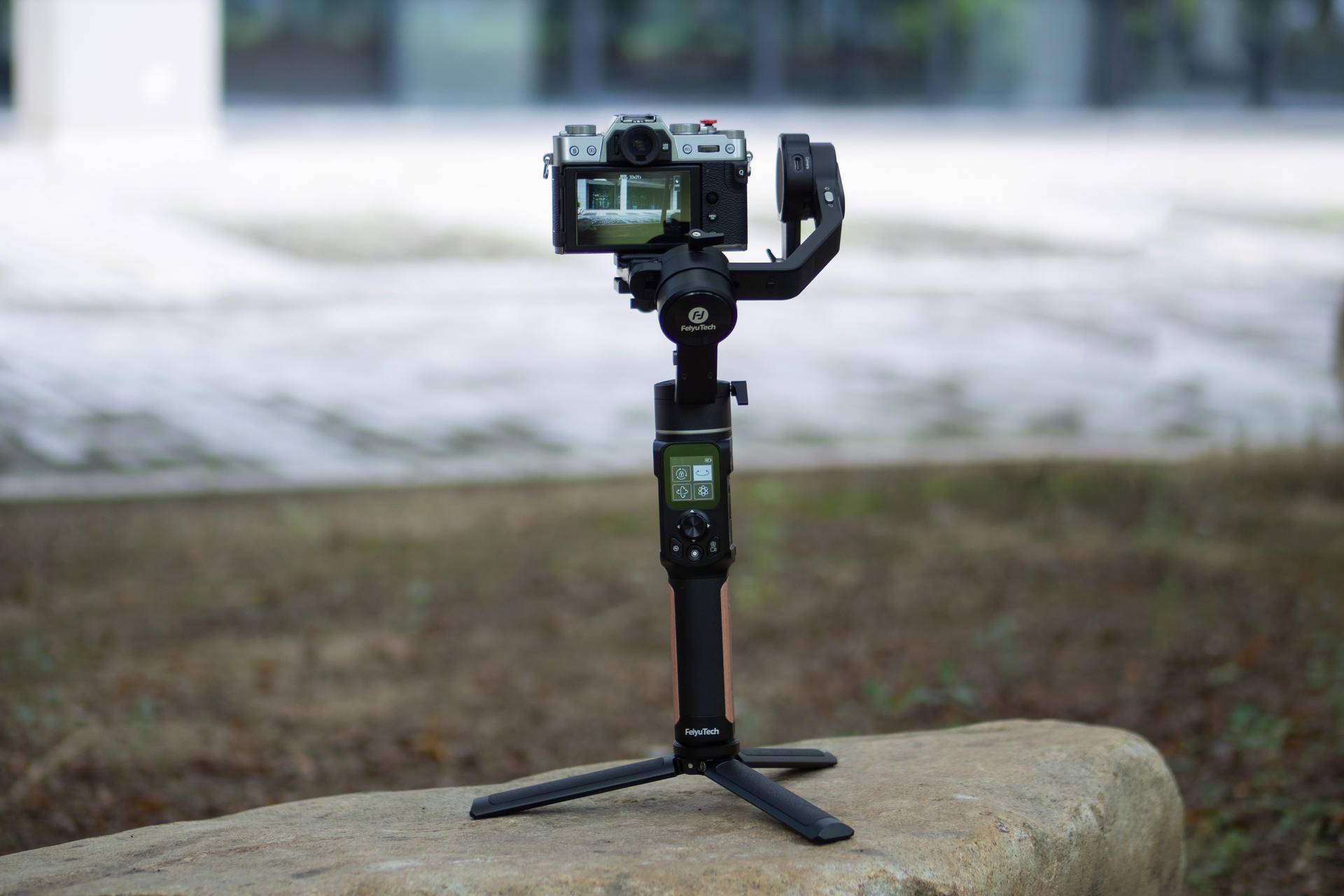 飞宇2000c稳定器使用教程,致迅稳定器与飞宇2000c哪个好